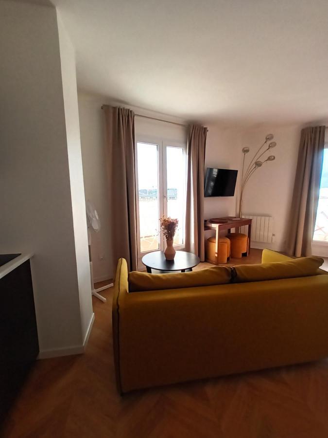 Paris Balcony Top Floor Room Ngoại thất bức ảnh
