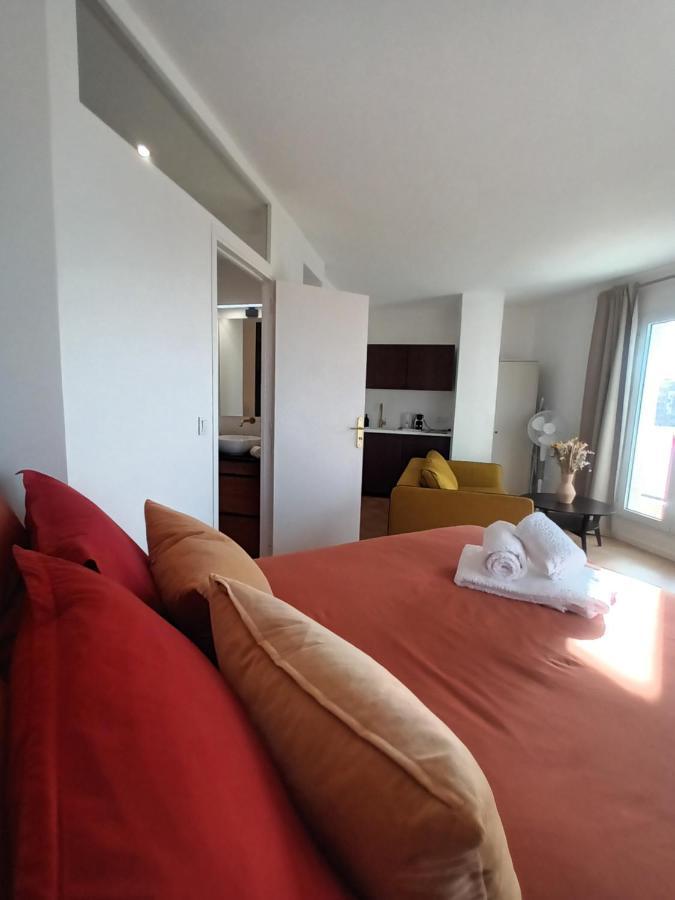 Paris Balcony Top Floor Room Ngoại thất bức ảnh